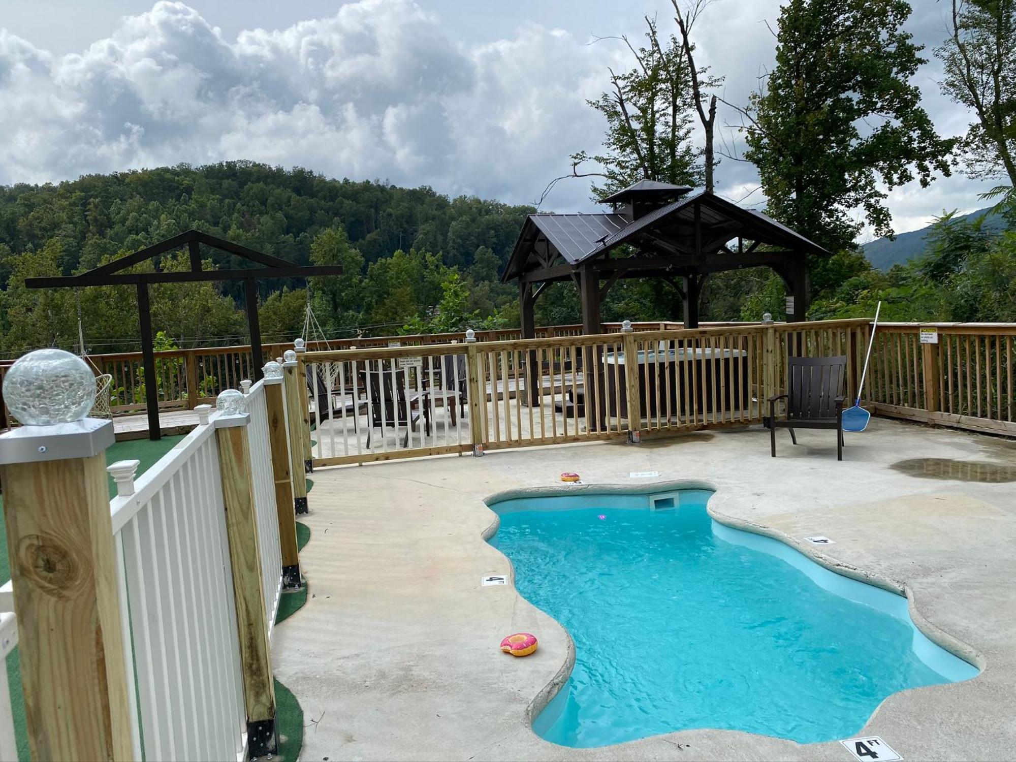 Relaxing 3Br Cottage 1 Mile To Main St Attractions Views Gatlinburg Exterior foto